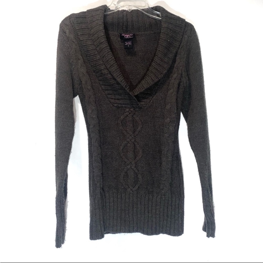 Brown cable-knit sweater with foldover neck Size S